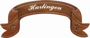 015.A. naambord teak hout afmeting 47 x 20 cm.