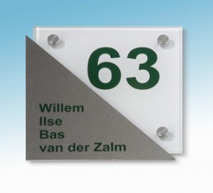 Glazen naambord met rvs voorplaat  